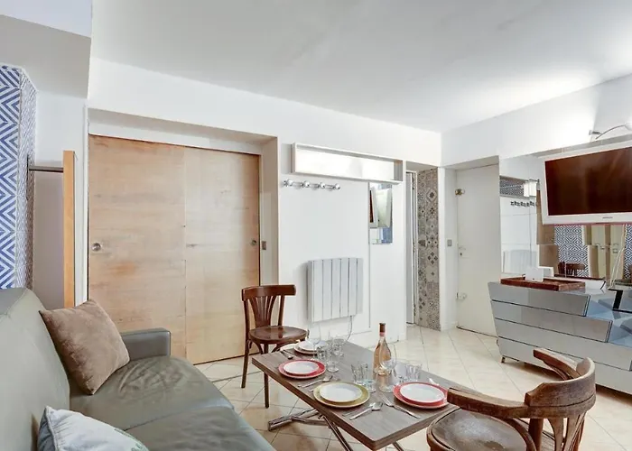 Maison Lombards Terrasse Apartamento *